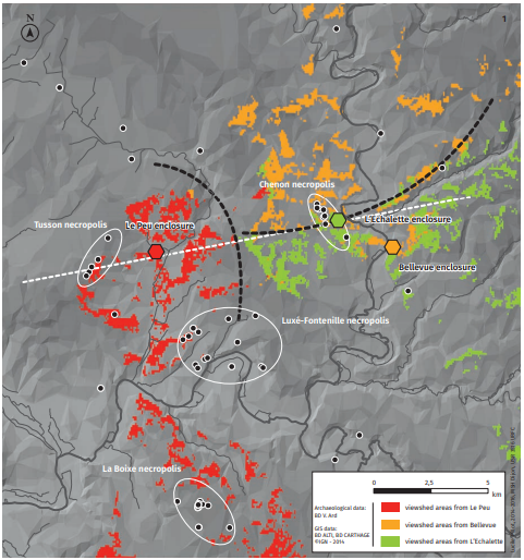 Carte représentant les zones visibles depuis les enceintes de Le Peu à Charmé, de Bellevue et de l'Echalette à Chenon (Ruffécois, Charente) ( Source : PILLOT L. 2016, QGIS 2.10.1, PFT GéoBFC, MSH Dijon, UBFC).